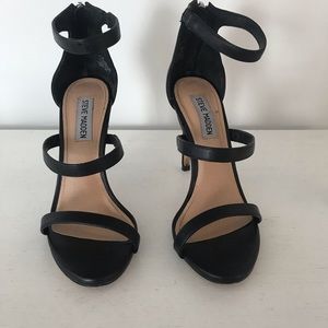 Steve Madden Heels Black